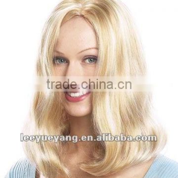 High quality synthetic golden center part wig with blonde highlights