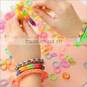 Creative Colored Loom Bands