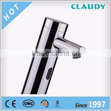 Battery Power Single Hole Water Mark Infrared Automatic Sensors Faucet in Iran