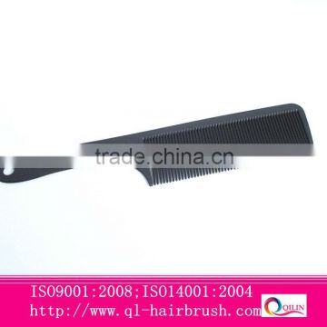 highly resistant to heat professional carbon hairdressing comb with handle