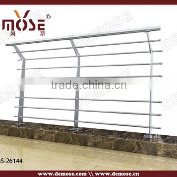 outdoor steel railing design / hand name railings
