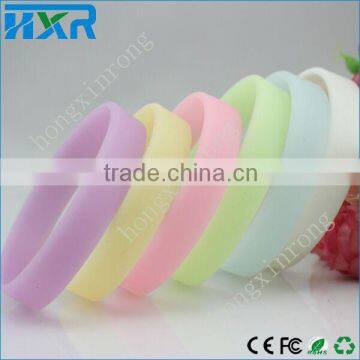 Colorful custom rubber bracelet food grade silicone wristband instock                        
                                                                                Supplier's Choice