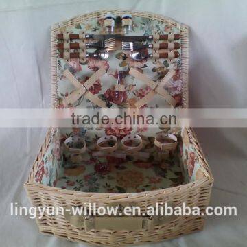 4 persons Folk Art Style and Basket Product Type willow picnic basket with floral fabric lining