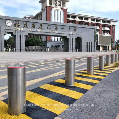 UPARK Good Quality Home-use Parking Lot Led Safety Bollards Pillar Scenic Private Area Fixed Bollard Columns