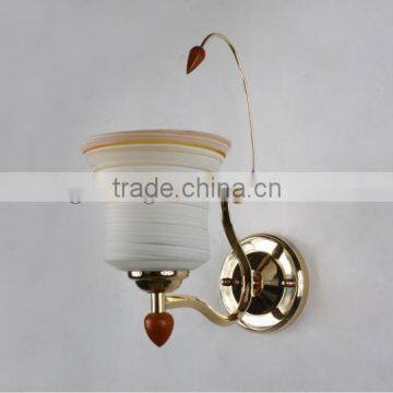 Popular WOODEN Wall lamp for home&hotel &bar 9601-1W