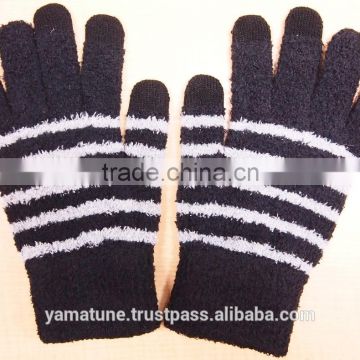 Easy to use and cheep winter Gloves Gloves with multiple function