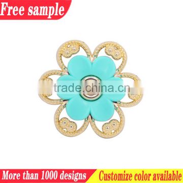 Customized designs available hollow plastic flower accessories