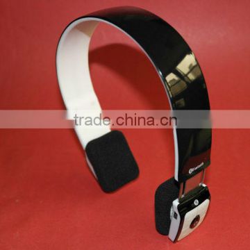 bluetooth headsets color black and white