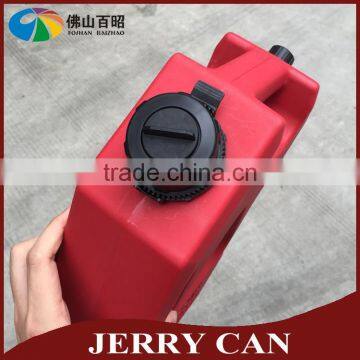 Mini Plastic 1 gal jerry can with lock Portable Motorcycle fuel tank