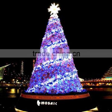 New design display lighted christmas tree on square