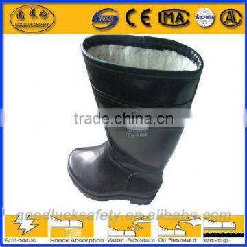 safety boots with carton lining