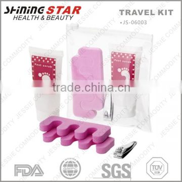 2015 hot selling travel kit with foot lotion and nail clippers