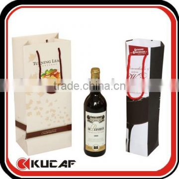 Holiday wine bottle paper gift bags