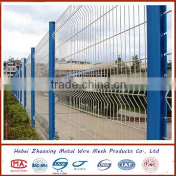 PVC coated metal welded wire mesh courtyard fencing