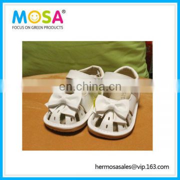 Top Quality PU Leather Girl Squeaky Sandals With Bow