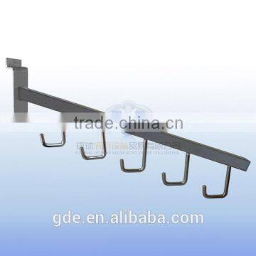 Chrome display slatwall hangrail with 5 hooks