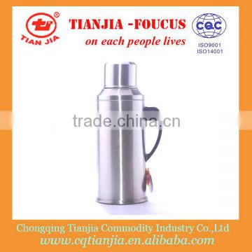 Promotional S/S Tea thermos 2L with plastic handle and stopper (118 )