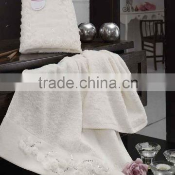 Bamboo Hand Towel - Embroidery 3D