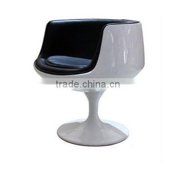 Fiberglass cup chair
