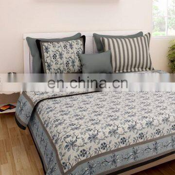 Multi Colored Cotton Double Bedsheet With Two Pillow Cover