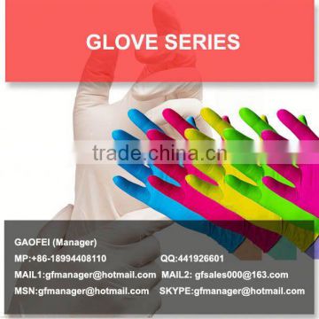 purple latex gloves