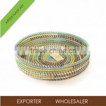 Vietnam wholesale Round seagrass serving tray, storage food, fruit tray at BEST price