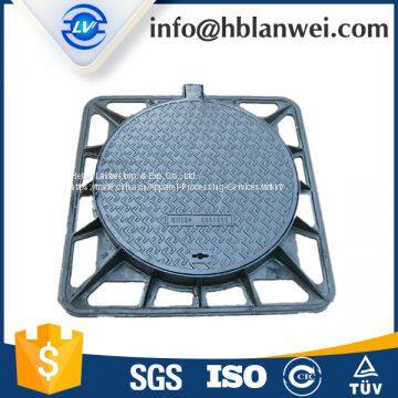 Ductile iron hinged manhole cover