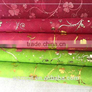 Colorful foaming pattern non-woven colorful flower packing paper