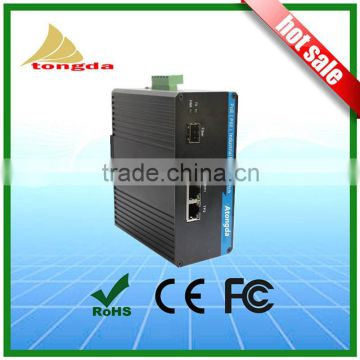 1fiber to 2RJ45 2 port 1000M unmanaged Industrial PoE Optical fiber Switch