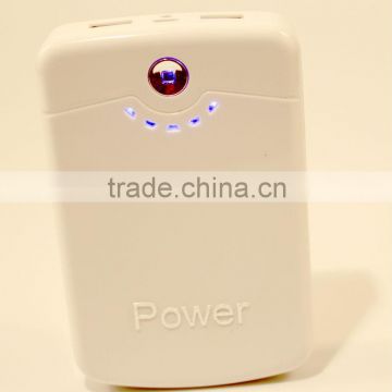 Electronic products 2014 of the latest hot mobile portable power bank 8800mAh