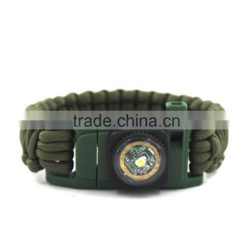 2015 newest paracord bracelet with light and whistle