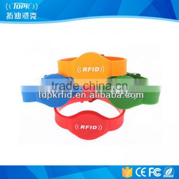 Fashion Waterproof RFID Wristband