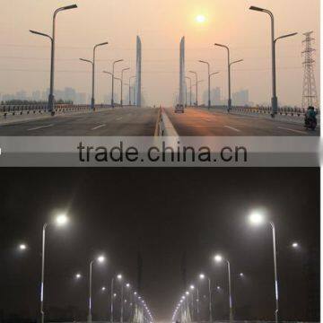 2015 best sale IP65 Newly Designed Solar Powered Street Lights Die-casting Aluminum Alloy LED-J1305 Solar Lights