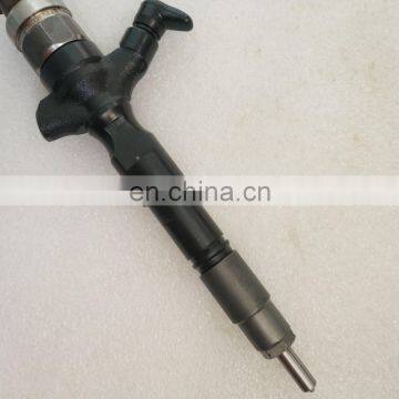 High quality and popular fuel injector 095000-8740