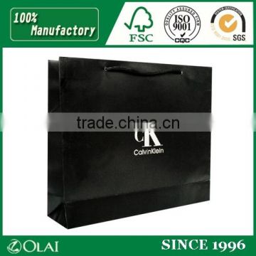 Famous Brand Black Glossy Garment Paper Bag