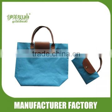 Blue foldable shopping bags / tote bags