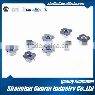 Galvanized Carbon Steel Furniture T Nut With 4 Prongs