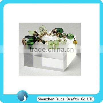 Crystal clear plexiglass block for jewelry show acrylic block for jewelry