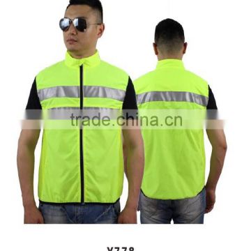 Wind&Water-resistant MP3 Reflective Safety Vest