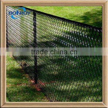 black vinyl coated chain link net fencing