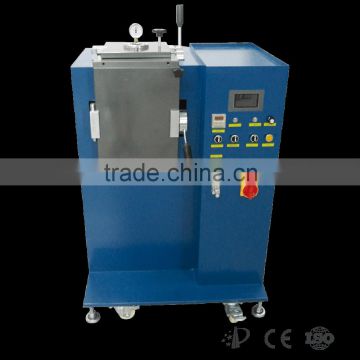 Factory low price vacuum gold ingot making equipment