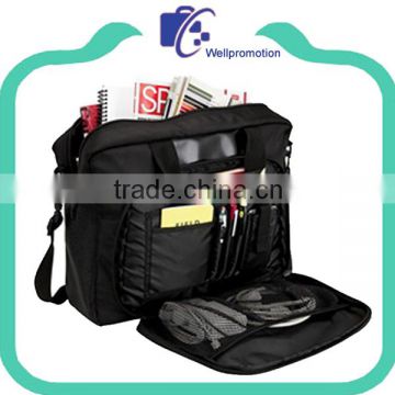 Well promotion laptop messenger bag with pen holder