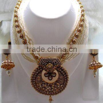 Jaipuri Style Pearl Neckset