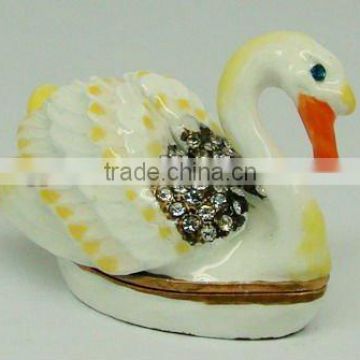 Pewter jewellery box with lifelike swan