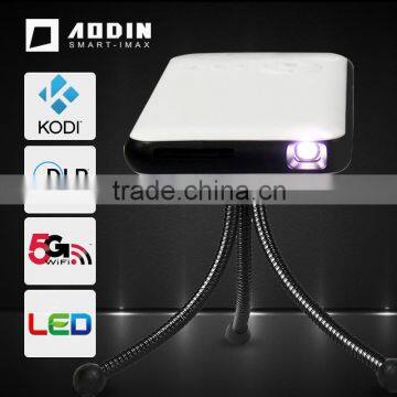 HD DLP mini projector,bulid in android4.4 smart projector Support DLNA ,Home theater portable android projector