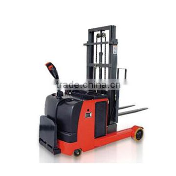 China made 2.0t electric reach stacker with a reliable hydraulic system