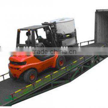 Manual Mobile Dock Leveler--DC-025