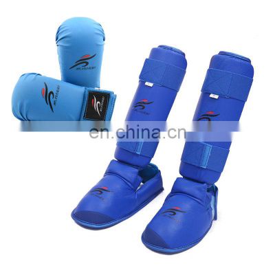 WKF Karate Protective Gear of Taekwondo Gloves in Taekwondo Shin Guards Martial Arts Training Equipment of Thai Boxing Gloves
