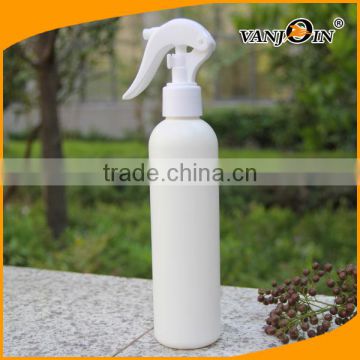 250ml PET Cylindrical White Plastic Cosmetic Bottle With Sprayers