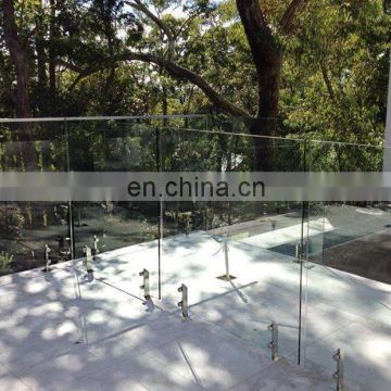 Glass swimming pool fence balustrade handrails with fine polished edge